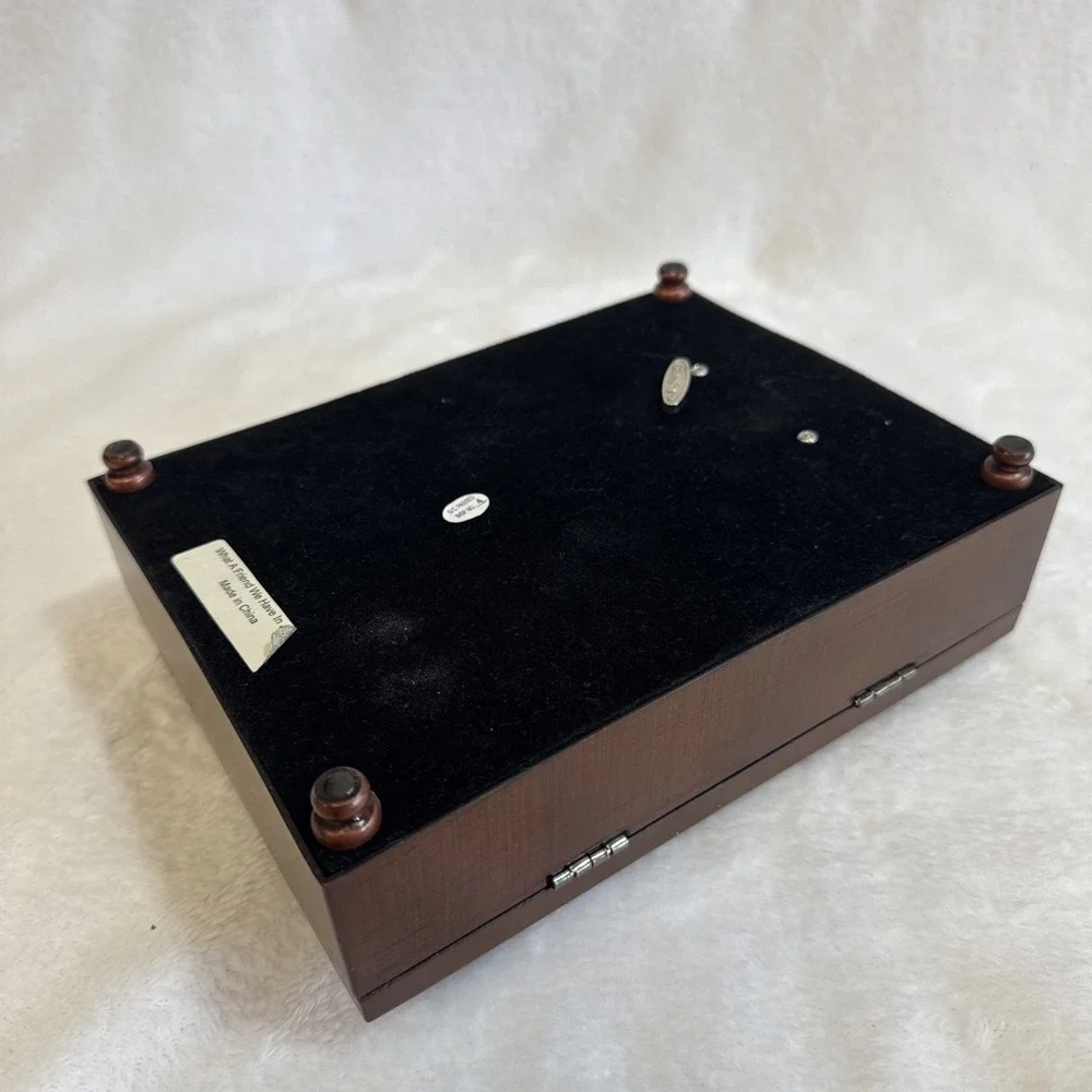 Sankyo Wood Music Jewelry Box What A Friend We Have In Jesus Dearest‎ Friend 8x6